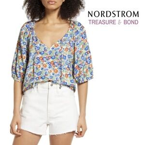 Nordstrom Treasure & Bond Blouse Top Viscose Floral Loose fitting Plunge Neck